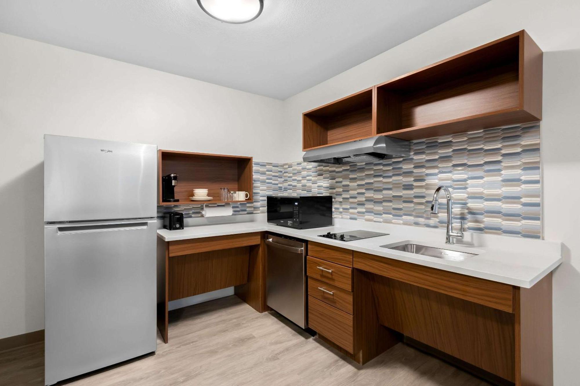 Everhome Suites Glendale Sports Entertainment District Екстериор снимка